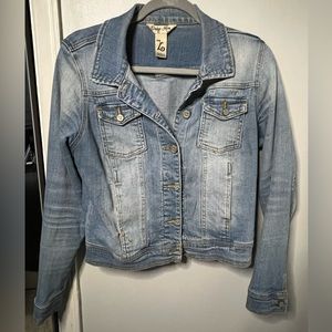 The Handydandy Jean Jacket 🧥